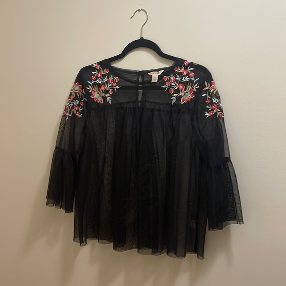 Sheer XL floral top